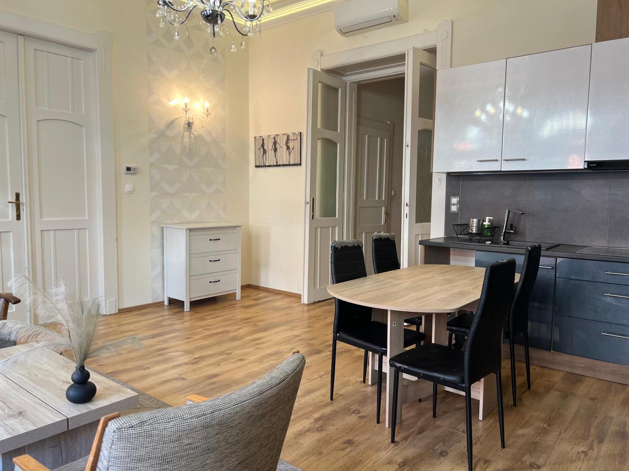 P9 By Small Home Budapest Eksteriør billede